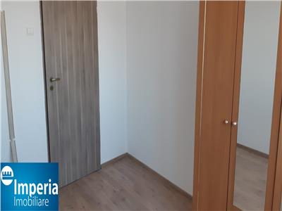 Apartament 3 camere decomandat, renovat de vanzare in zona TatarasiAteneu