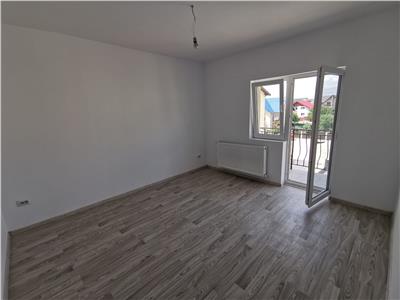 Apartament 3 camere de vanzare  Lunca Cetatuii