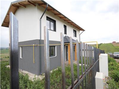 Casa individuala Miroslava, 4 cam si 420 mp teren.