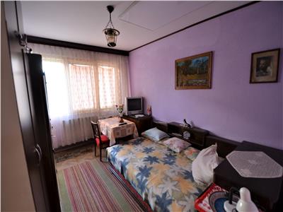 Apartament 2 camere decomandate de vanzare in Podu Ros