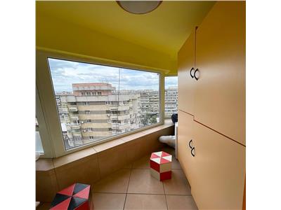 Apartament 3 camere de inchiriat Centru Palas