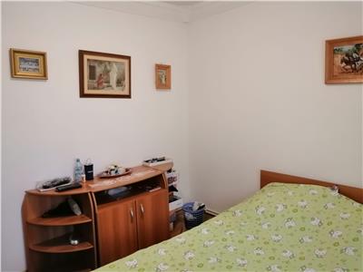 Apartament 3 camere decomandat, de vanzare TatarasiMetalurgie