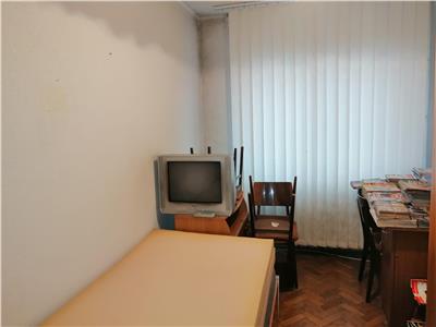 Tatarasi la strada, apartament 3 camere DECOMANDAT