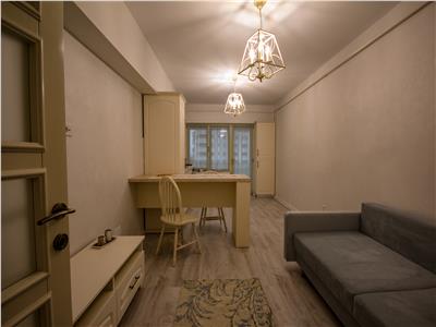 inchiriez apartament 2 cam, open space, zona moara de vant - complex roua Iasi