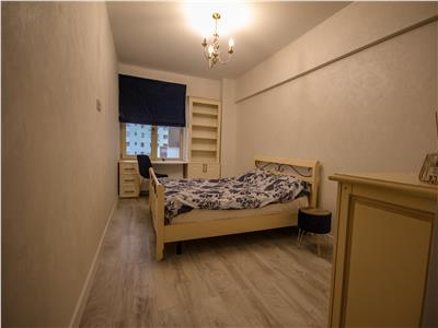 Inchiriez apartament 2 cam, open space, zona Moara de Vant  Complex Roua