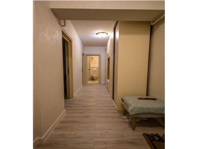 Inchiriez apartament 2 cam, open space, zona Moara de Vant  Complex Roua