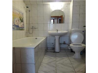 Apartament cu 2 camere, Nicolina  Prima Statie, de vanzare, etaj 1