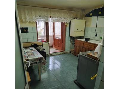 Apartament cu 2 camere, Nicolina  CUG, de vanzare, etaj intermediar