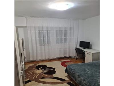 Apartament cu 3 camere, de vanzare in zona Nicolina Bulevard