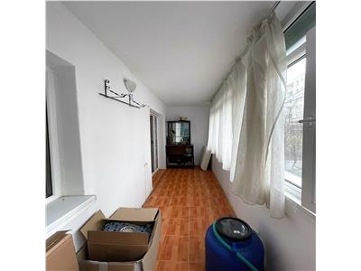 Apartament 4 cam,decomandat,Nicolina Rondul Vechi