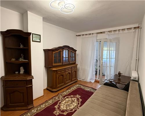 Apartament 4 cam,decomandat,Nicolina Rondul Vechi