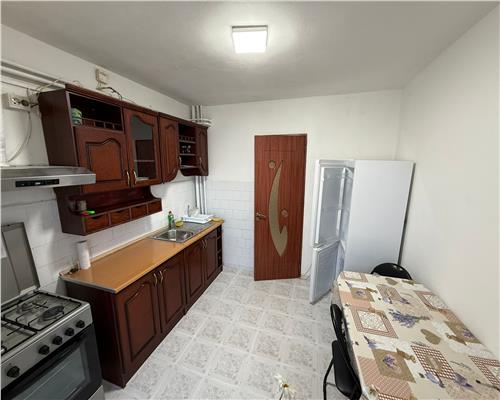 Apartament 4 cam,decomandat,Nicolina Rondul Vechi