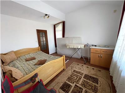 Vila de vanzare,138000 eur, 207 mp, individuala, zona Breazu Padurea Marzesti