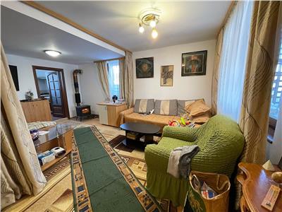 Vila de vanzare,138000 eur, 207 mp, individuala, zona Breazu Padurea Marzesti