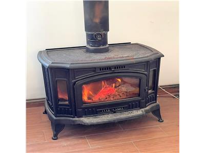 Vila de vanzare,138000 eur, 207 mp, individuala, zona Breazu Padurea Marzesti