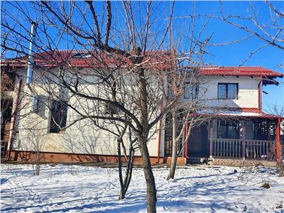 Vila de vanzare,138000 eur, 207 mp, individuala, zona Breazu Padurea Marzesti