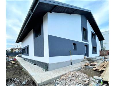 Casa P+E,  5 cam,450 teren, Expomobila, Valea Adanca