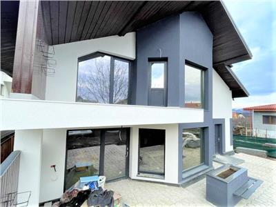Casa P+E,  5 cam,450 teren, Expomobila, Valea Adanca