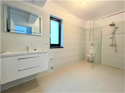 Casa P+E,  4 cam,370 teren, 5 drumuri, Valea Adanca
