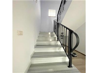 Casa P+E,  4 cam,370 teren, 5 drumuri, Valea Adanca