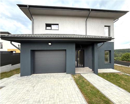 Vila D+ P+E,  5 cam,Garaj, 520 teren, Ezareni, Valea Adanca