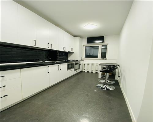 Apartament 3 cam, decomandat, de vanzare in zona Copou  Parc Copou