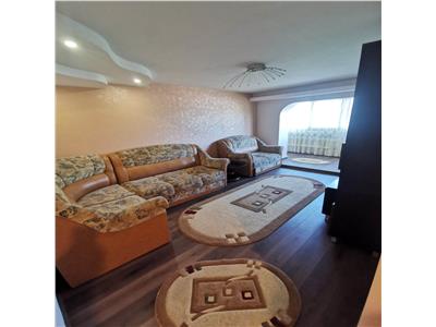Apartament cu 3 camere, 85mp, 2 balcoane, 2 bai, Pacurari - Lukoil