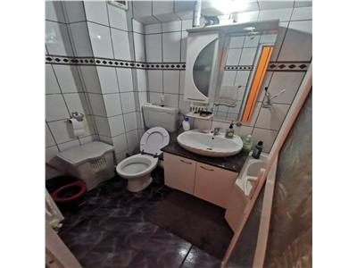 Apartament cu 4 camere, decomandat, 87mp, 2 bai, Galata