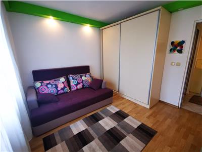 Apartament cu 2 camere renovat, conf I  58 mp, zona Nicolina  CUG