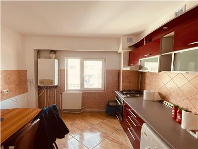 Apartament cu 3 camere, decomandat, 72mp, Mircea cel Batran