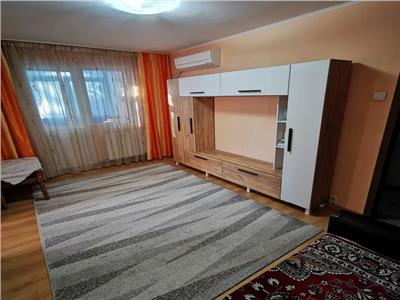 Apartament cu 3 camere, nedecomandat, etaj 3/4, Alexandru cel bun, Pt Voievozilor