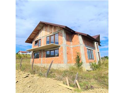 Vila 4 cam,148 mp,  585 teren, Lac Ezareni, Horpaz