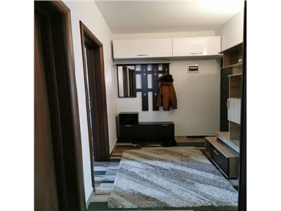 Apartament 2 cam decomandat, de vanzare in zona Podul de Fier Moara de Vant