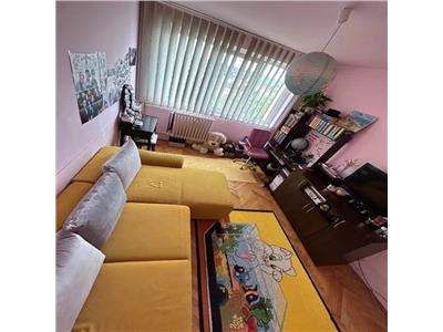 Apartament 2 cam, semi decomandat, de vanzare in zona Tatarasi - Piata Chirila