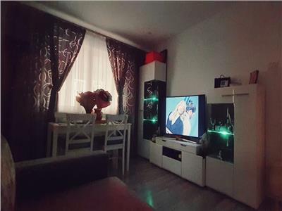Apartament cu 2 camere, nedecomandat, 50mp, Alexandru cel bun