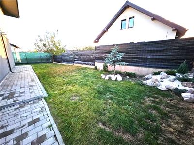 Duplex 4 cam, 250 teren, str Veche, Valea Adanca