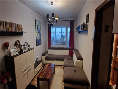 Podu Ros - P-ta Nicolina, apartament 3 camere decomandat, renovat, fara risc!