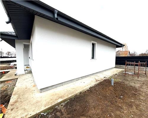 Casa individuala 3 cam, 2 bai,  500 teren, in zona Valea Ursului, Miroslava