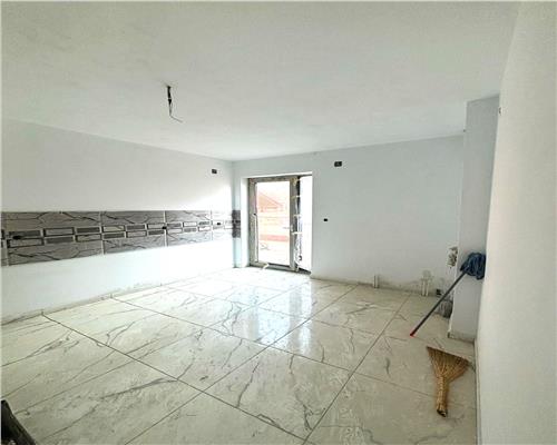 Duplex, 5 cam, beci, 2 bai, 100 mp, Cartier Astoria, la 200 m fara de CTP,  Lunca Cetatuii