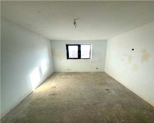 Duplex, 5 cam, beci, 2 bai, 100 mp, Cartier Astoria, la 200 m fara de CTP,  Lunca Cetatuii