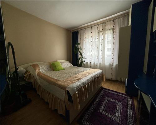 Apartament cu 4 camere, de vanzare in Iasi zona Nicolina CUG