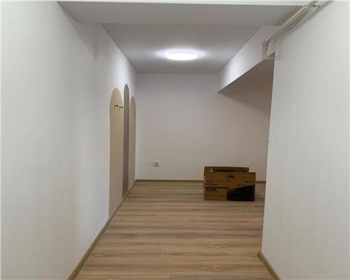 Inchiriez apartament 2 camere, open space, Copou  Aleea Sadoveanu