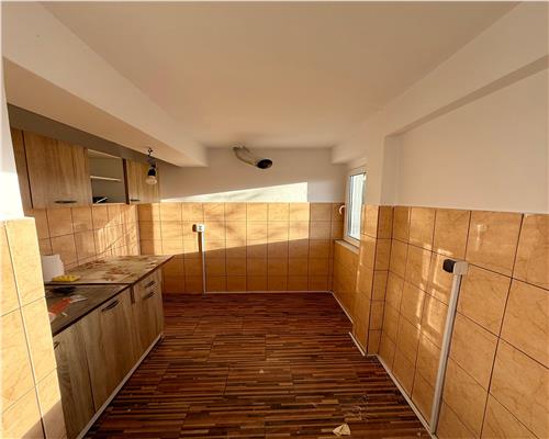 Proprietar Casa D+P+M, 3 cam, 800 teren, Curaturi / Lunca Cetatuii