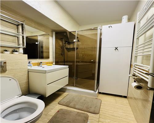 Inchiriez apartament 1 camere, decomandat, Moara de Vant  Complex Roua Residence