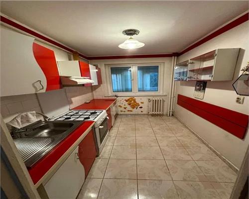 Apartament 2 cam, semi  decomandat, de vanzare in zona Tatarasi  Eternitate
