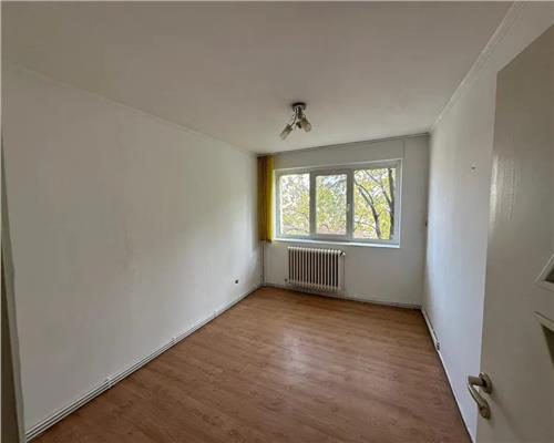 Apartament 2 cam, semi  decomandat, de vanzare in zona Tatarasi  Eternitate