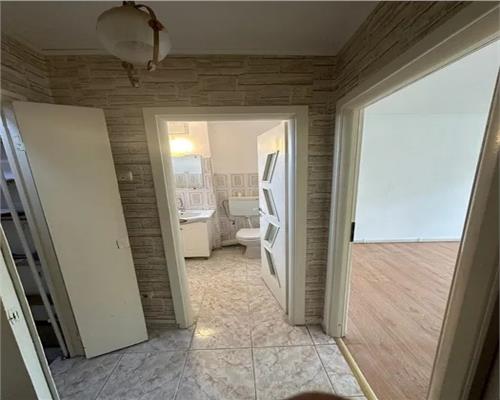 Apartament 2 cam, semi  decomandat, de vanzare in zona Tatarasi  Eternitate