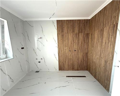 Vila premium P+E 4 cam, asfalt, canalizare, vede lac, Ciurbesti Miroslava