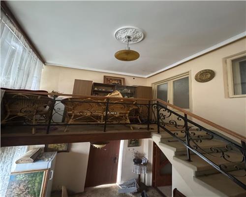 Casa tip duplex de vanzare in zona Pacurari