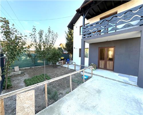 Casa 8 camere, 3 bai, canalizare, 300 teren Tineretului  Lunca Cetatuii